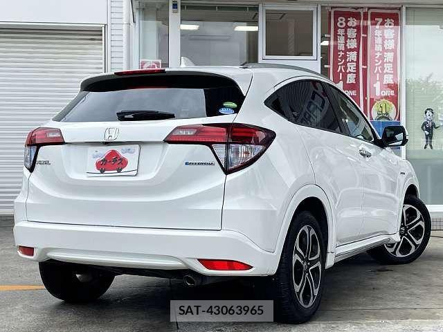 Honda VEZEL 2017-08 7903588-2