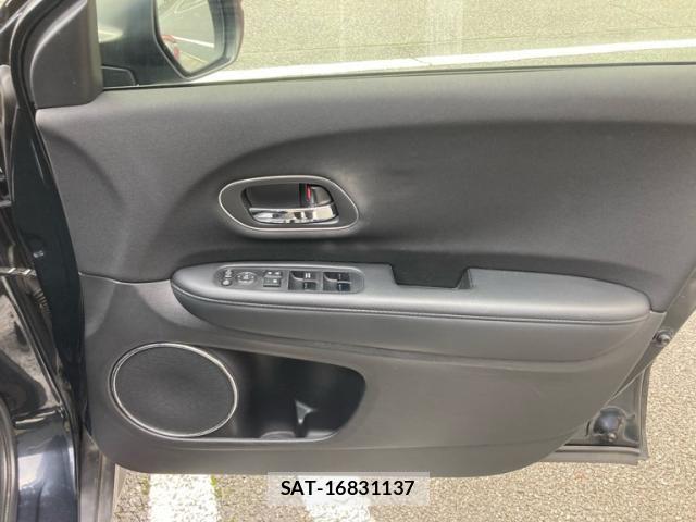 Honda VEZEL 2017-07 7964288-13