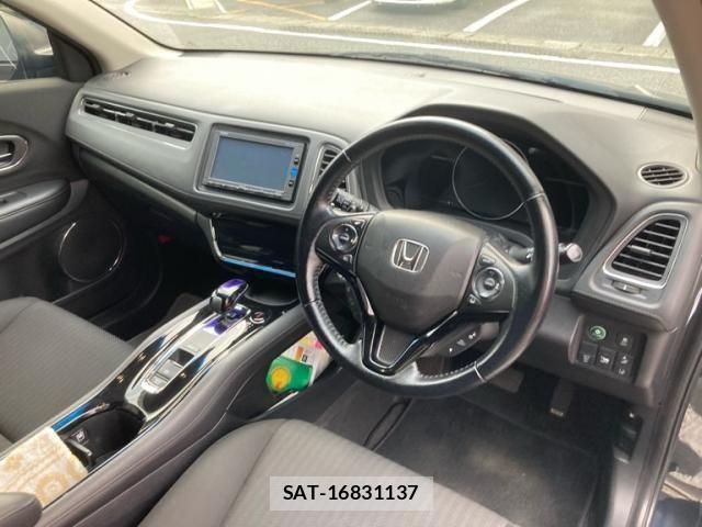 Honda VEZEL 2017-07 7964288-14