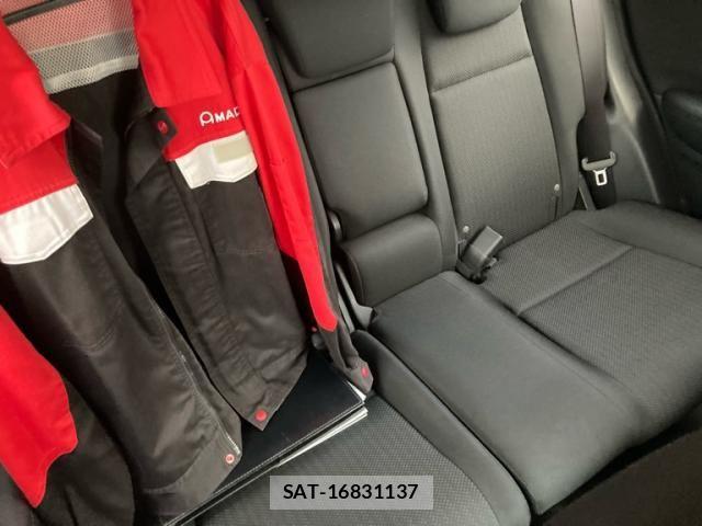 Honda VEZEL 2017-07 7964288-16