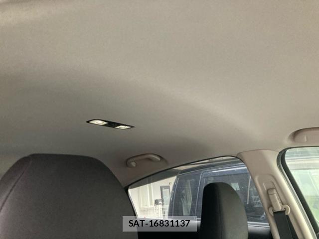 Honda VEZEL 2017-07 7964288-17
