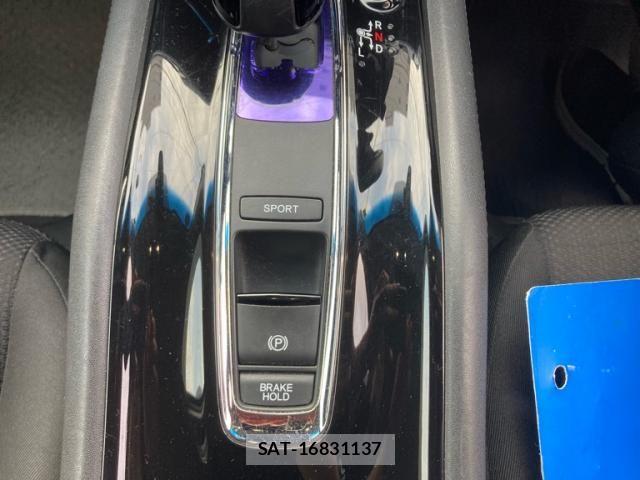 Honda VEZEL 2017-07 7964288-22