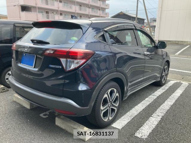 Honda VEZEL 2017-07 7964288-4