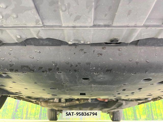 Honda VEZEL 2014-06 7964285-14