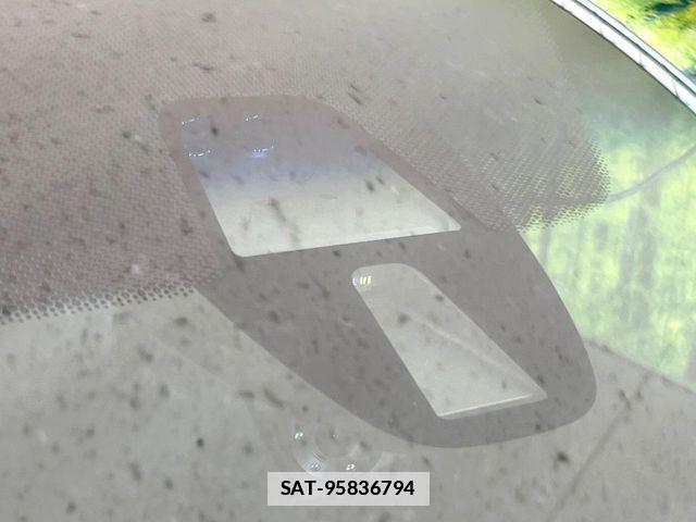 Honda VEZEL 2014-06 7964285-4