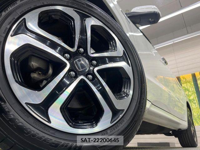 Honda VEZEL 2014-07 7964280-12