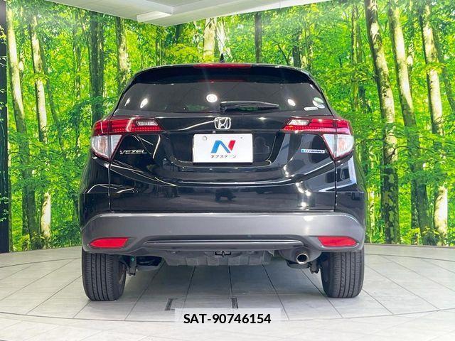 Honda VEZEL 2016-11 7964279-14