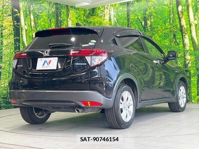 Honda VEZEL 2016-11 7964279-16