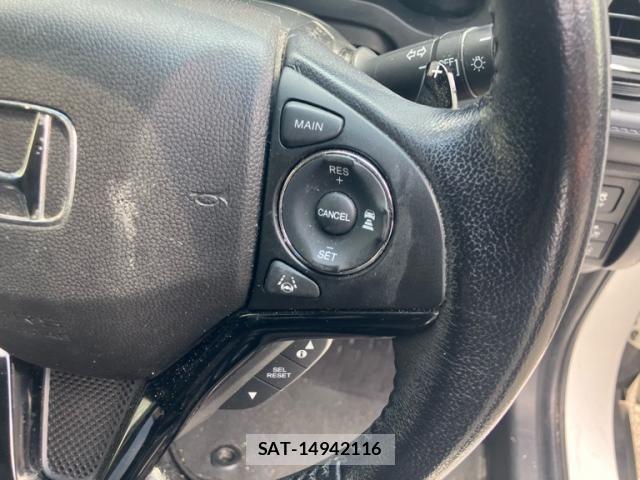 Honda VEZEL 2017-06 7964286-12