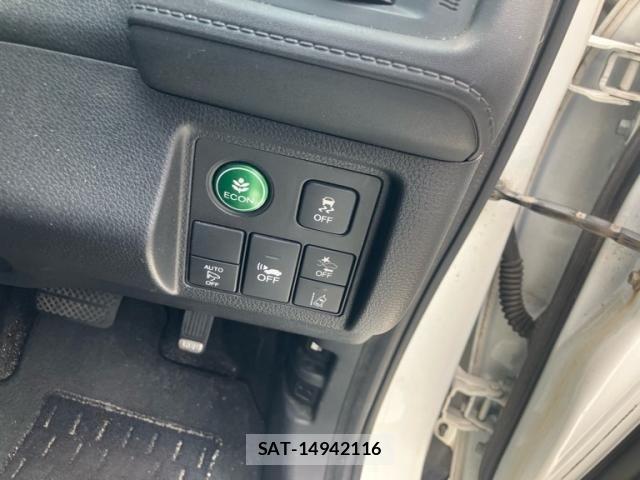 Honda VEZEL 2017-06 7964286-14