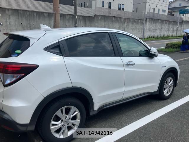 Honda VEZEL 2017-06 7964286-3