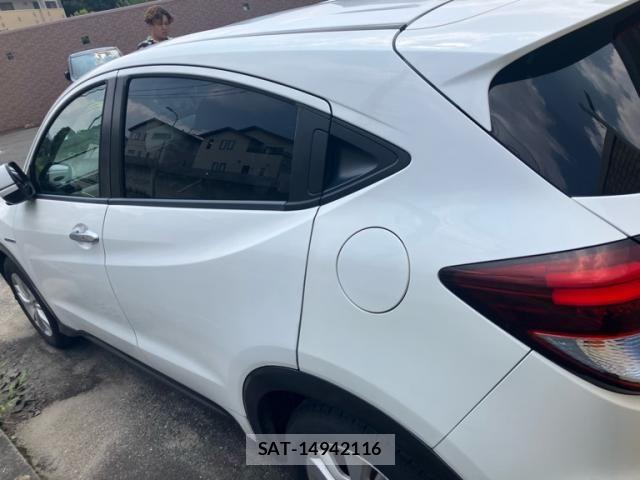 Honda VEZEL 2017-06 7964286-5
