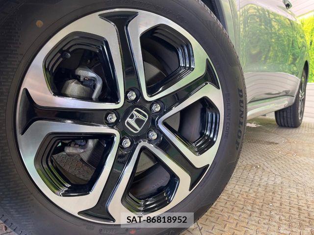 Honda VEZEL 2017-06 7964277-12