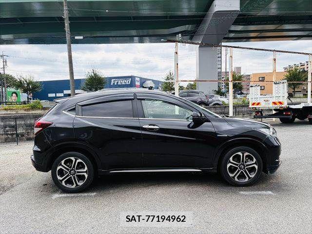 Honda VEZEL 2016-08 7964281-15