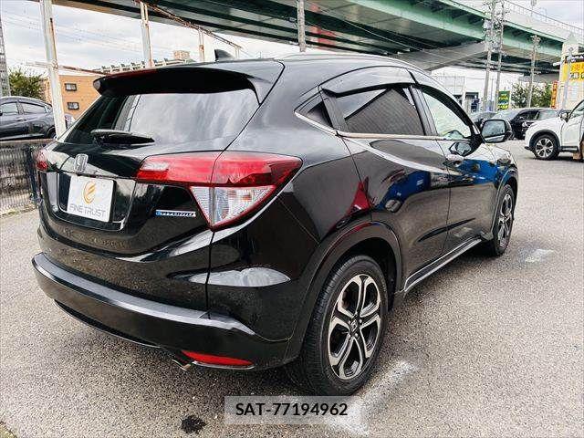 Honda VEZEL 2016-08 7964281-16