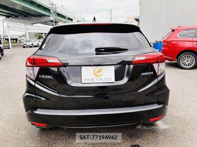Honda VEZEL 2016-08 7964281-17