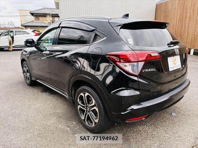 Honda VEZEL 2016-08 7964281-18