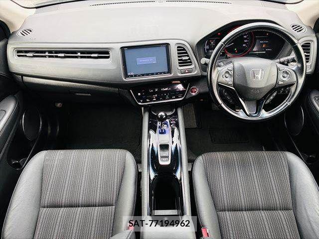 Honda VEZEL 2016-08 7964281-2