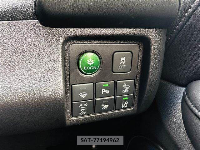 Honda VEZEL 2016-08 7964281-5