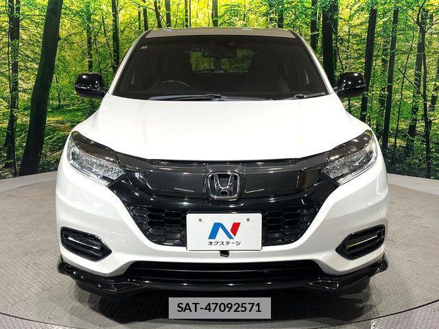 Honda VEZEL 2018-03 7981446-13