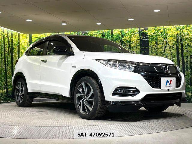 Honda VEZEL 2018-03 7981446-15