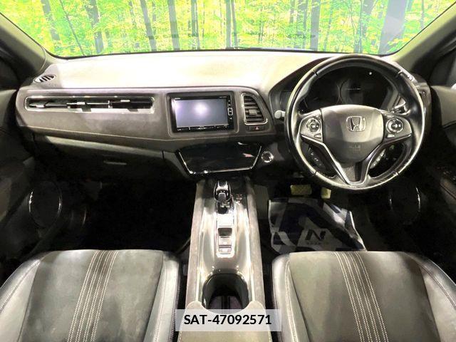 Honda VEZEL 2018-03 7981446-1