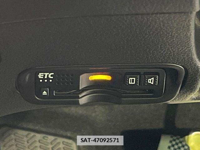 Honda VEZEL 2018-03 7981446-5