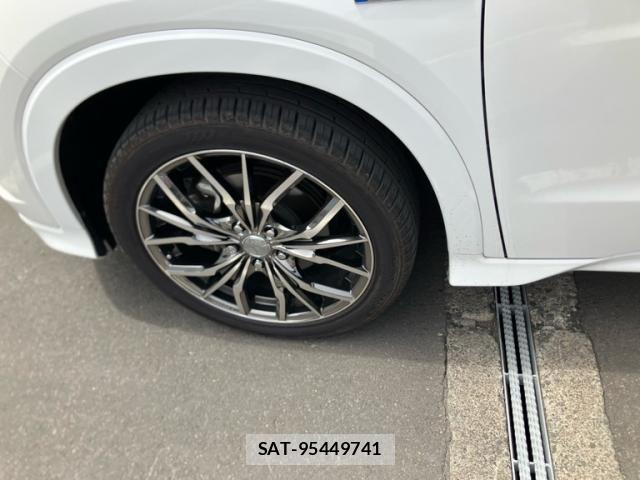 Honda VEZEL 2014-06 7981451-10