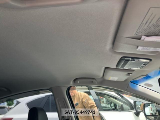 Honda VEZEL 2014-06 7981451-13