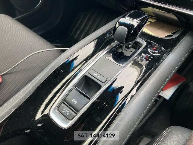 Honda VEZEL 2019-11 8038979-20