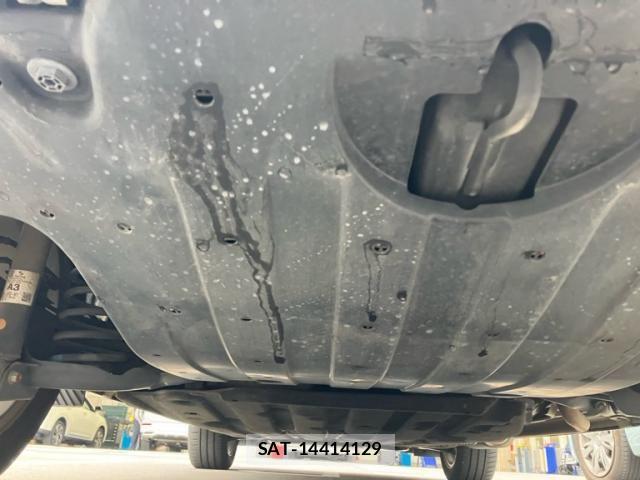 Honda VEZEL 2019-11 8038979-6