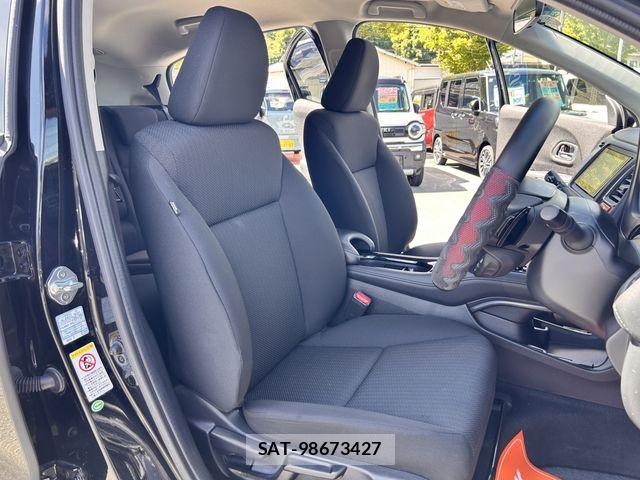 Honda VEZEL 2014-10 8038991-19
