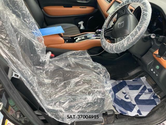 Honda VEZEL 2014-05 8038998-18