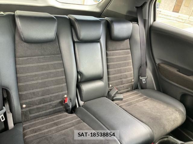 Honda VEZEL 2016-12 8038989-12