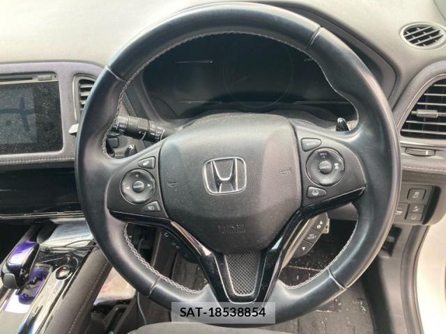 Honda VEZEL 2016-12 8038989-14