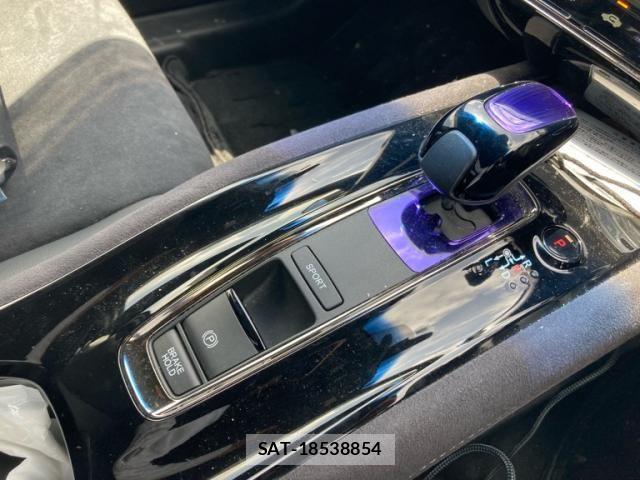 Honda VEZEL 2016-12 8038989-22