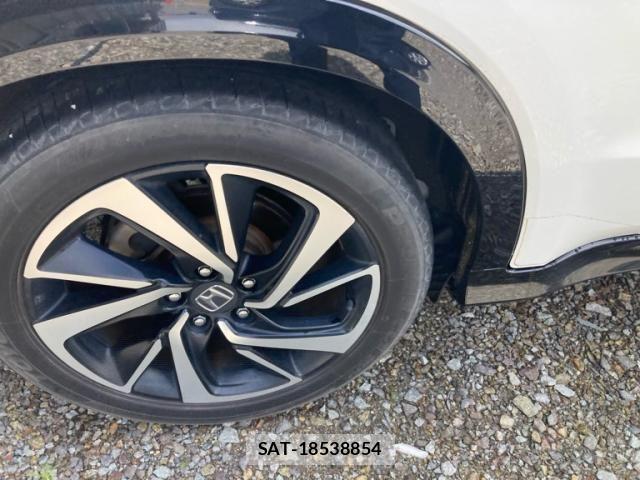 Honda VEZEL 2016-12 8038989-5