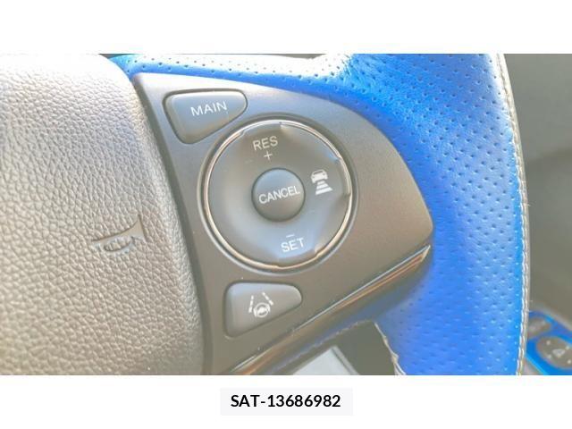 Honda VEZEL 2019-05 8038987-15