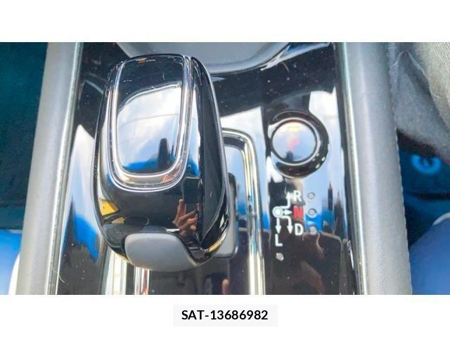 Honda VEZEL 2019-05 8038987-18