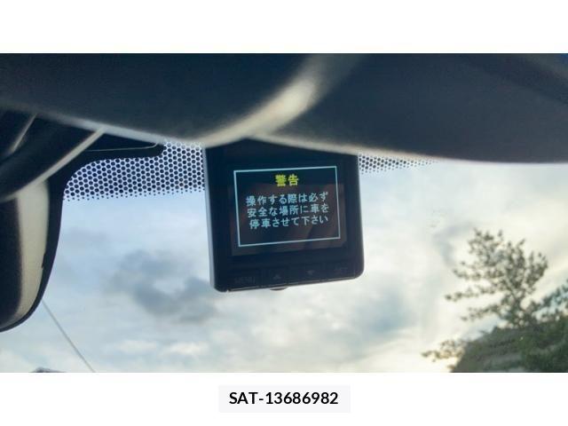 Honda VEZEL 2019-05 8038987-25