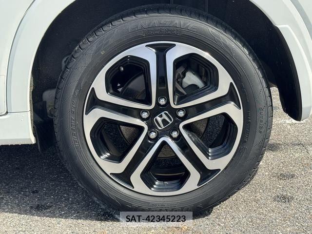 Honda VEZEL 2016-09 8038988-7