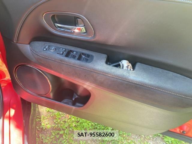 Honda VEZEL 2016-06 8038990-7