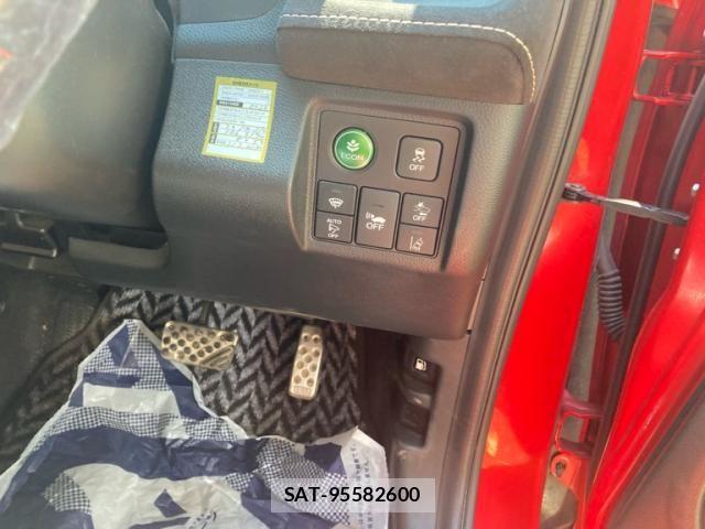 Honda VEZEL 2016-06 8038990-8