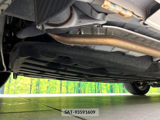 Honda VEZEL 2017-02 8038978-19