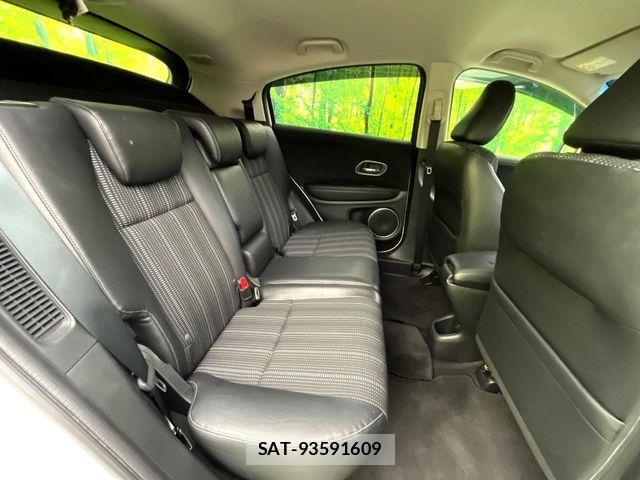 Honda VEZEL 2017-02 8038978-7