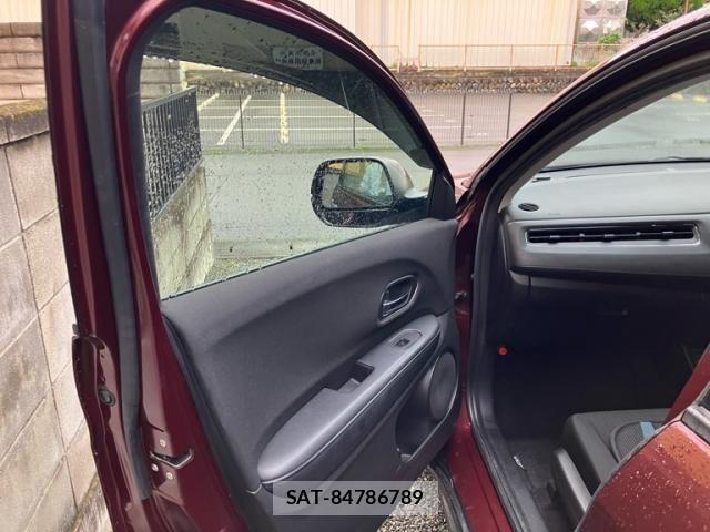 Honda VEZEL 2015-09 8076046-11