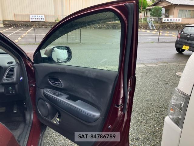 Honda VEZEL 2015-09 8076046-12