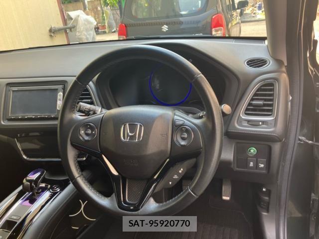 Honda VEZEL 2014-04 8076045-9