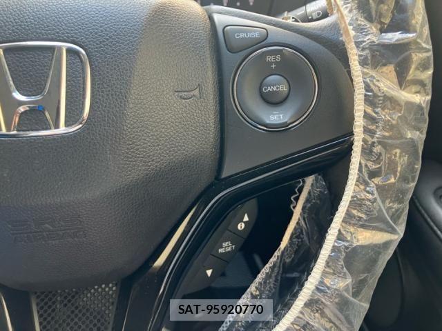Honda VEZEL 2014-04 8076045-14