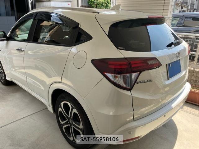 Honda VEZEL 2017-12 8076039-4
